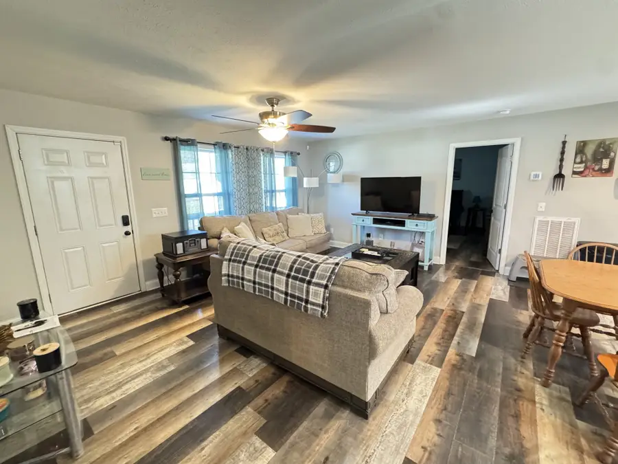 139 Buckingham Ln, Shelbyville, TN 37160 - #2