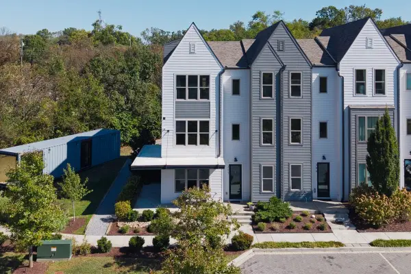 307 E Village Ln, Nashville, TN 37216