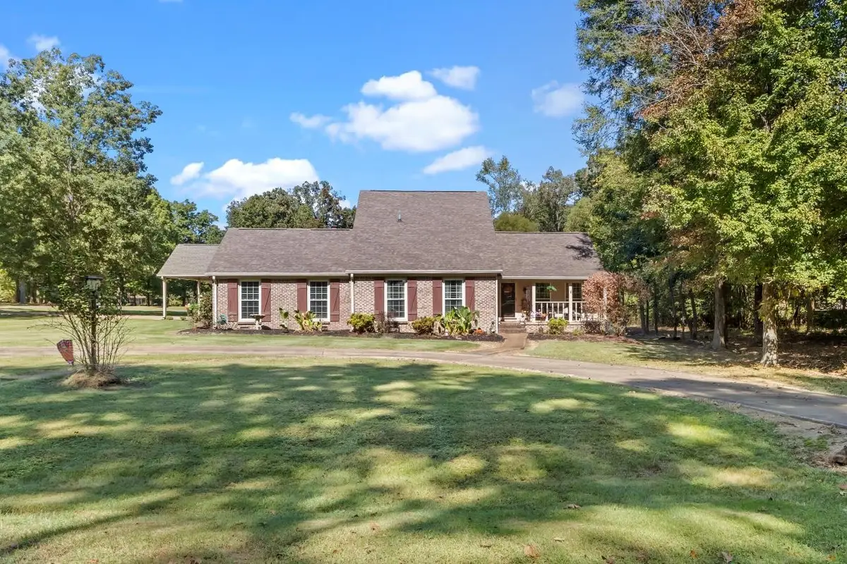 1132 Deerwood Dr, New Johnsonville, TN 37134 - #1