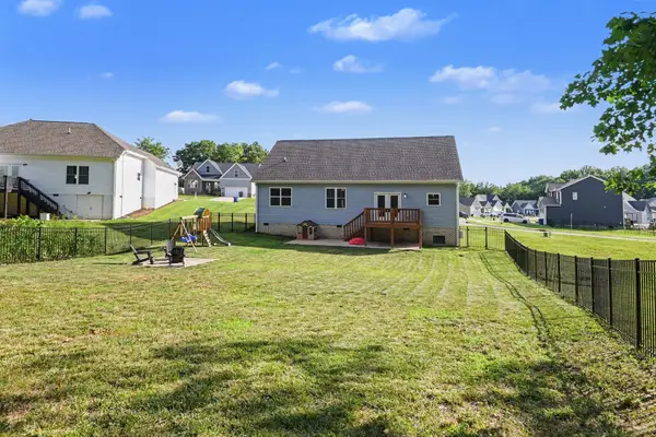 1149 Jonathan Ln, Springfield, TN 37172