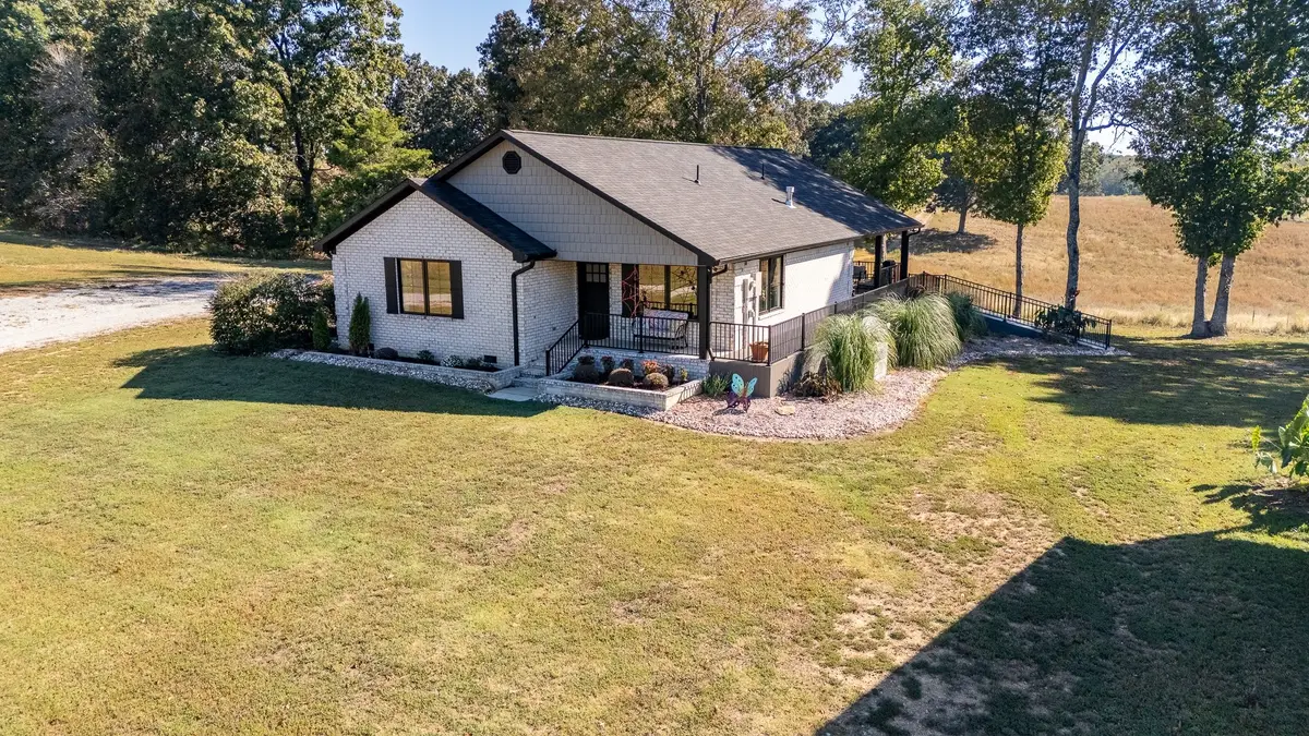 36 Watson Ln, Lawrenceburg, TN 38464 - #1