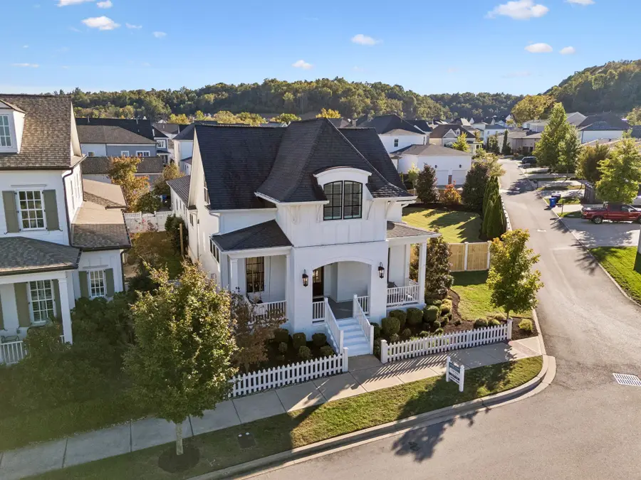 2079 Erwin St, Franklin, TN 37064 - #2