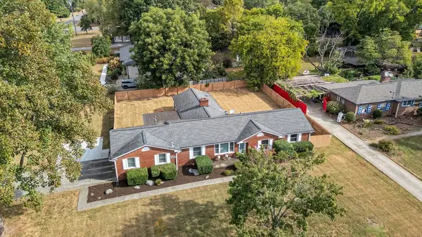 2518 Meadowood Dr, Nashville, TN 37214