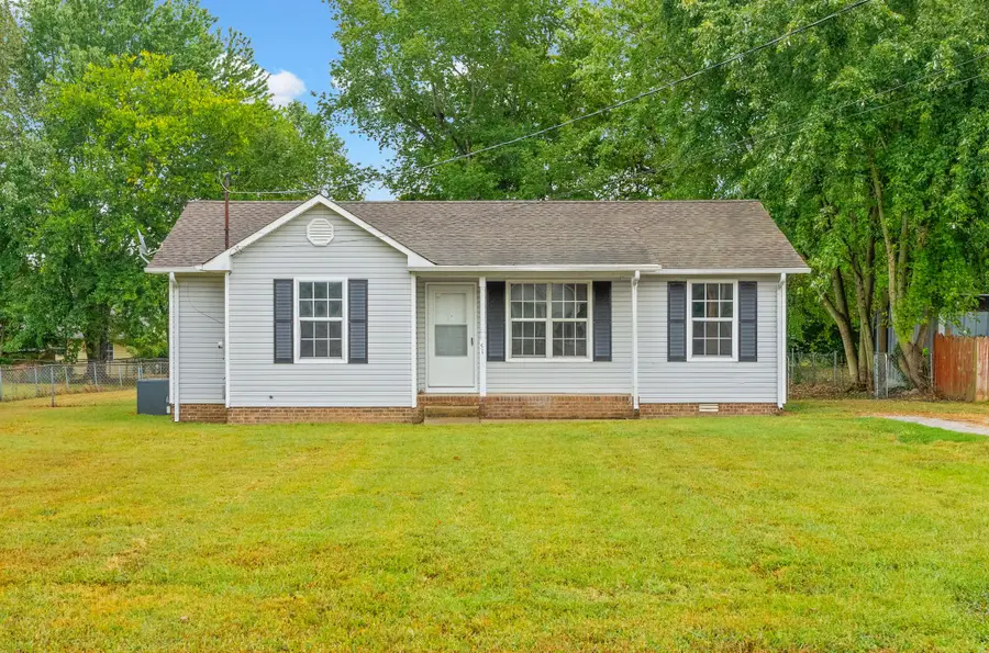 512 Indian Ave, Oak Grove, KY 42262 - #2