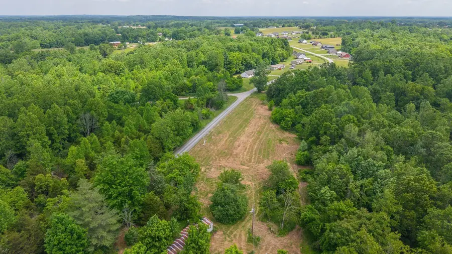 8581 Hoskins Hollow Rd, Westmoreland, TN 37186 - #3