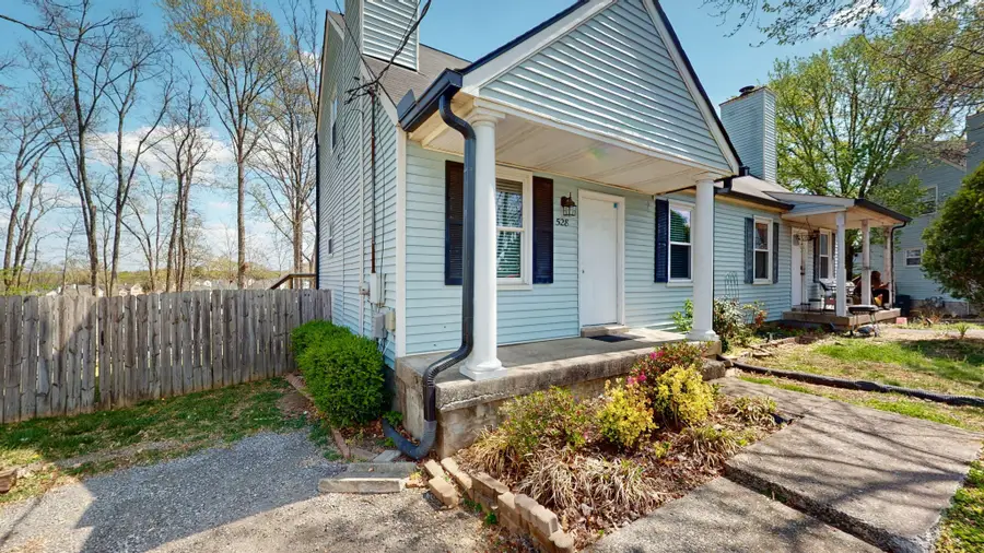 528 Debbie Dr, Hermitage, TN 37076 - #2