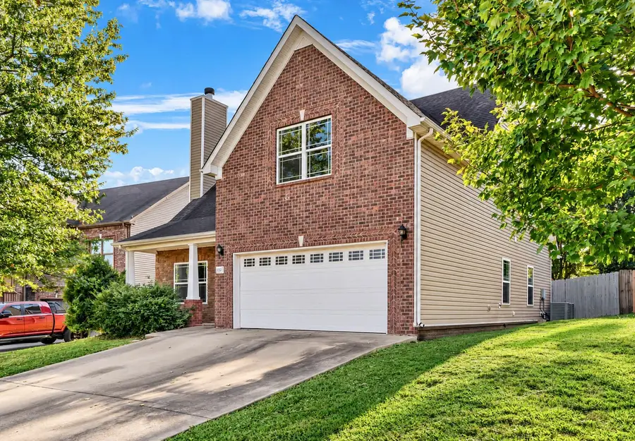 1352 Allmon Dr, Clarksville, TN 37042 - #2