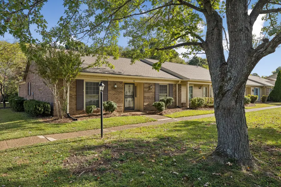 918 Todd Preis Dr, Nashville, TN 37221 - #3