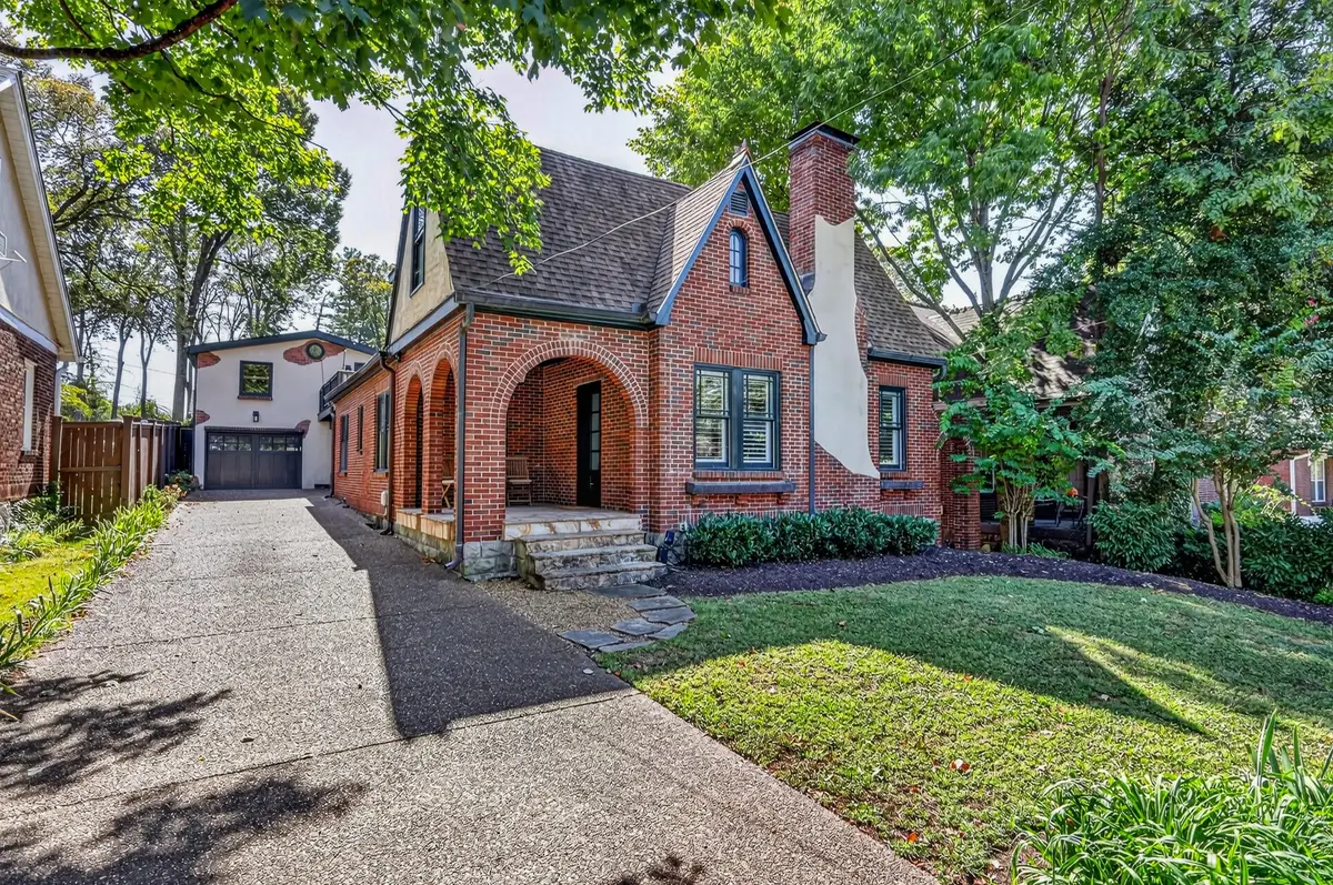 2803 Woodlawn Dr, Nashville, TN 37215 - #1