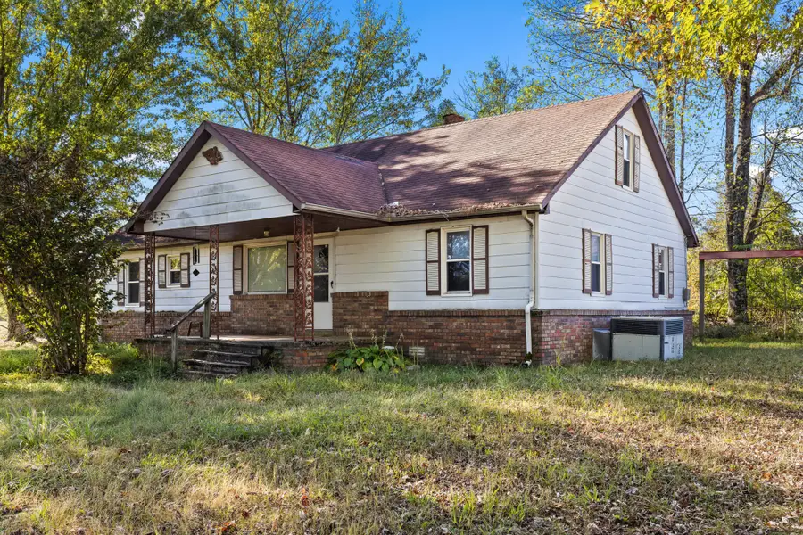 2023 Jimtown Rd, Lafayette, TN 37083 - #2