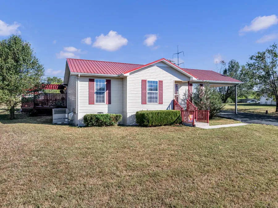 400 Cherokee Trl, Shelbyville, TN 37160 - #3