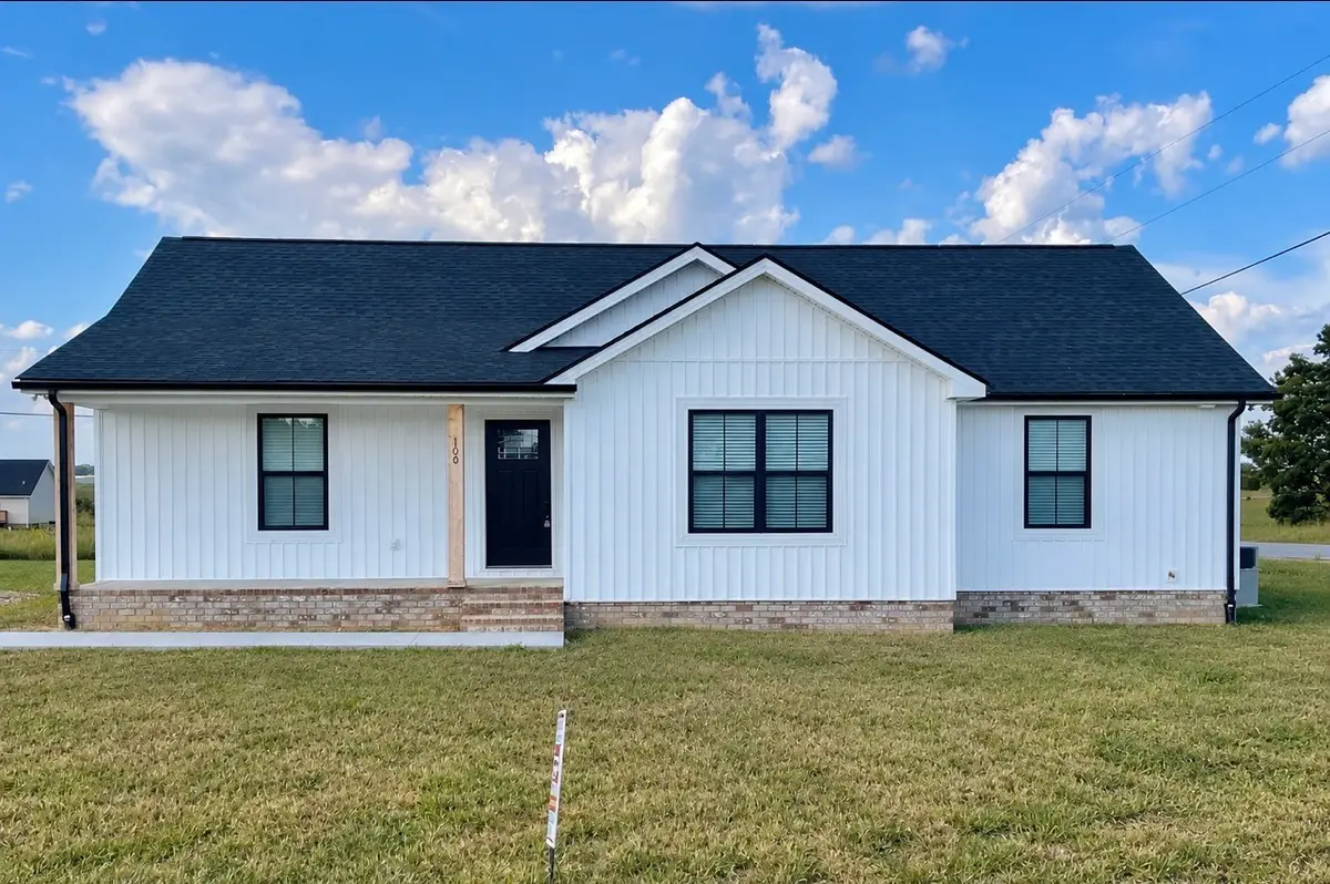 100 Donald Rd, Lafayette, TN 37083 - #1
