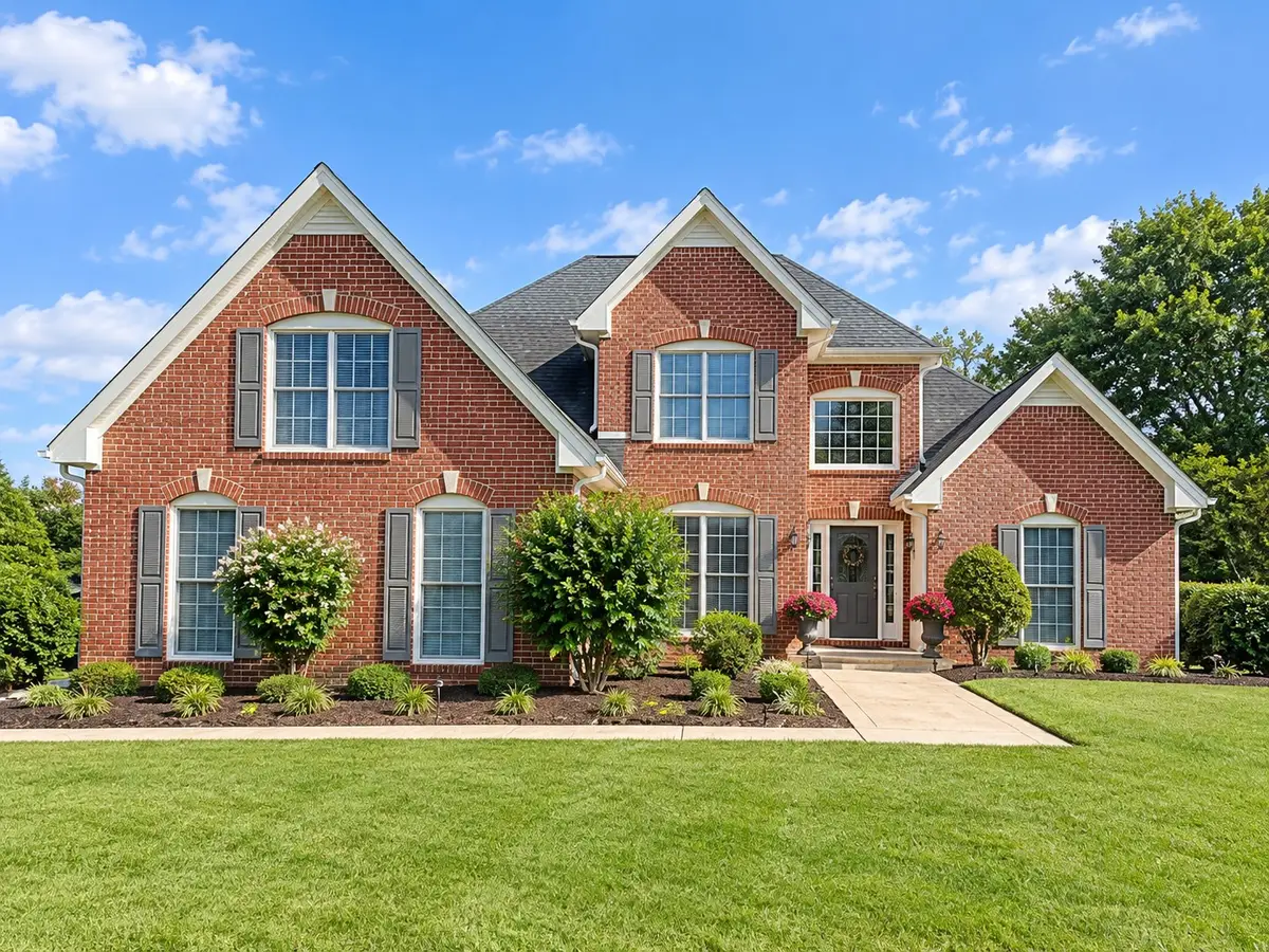 1217 Fieldcrest Ln, Clarksville, TN 37043 - #1