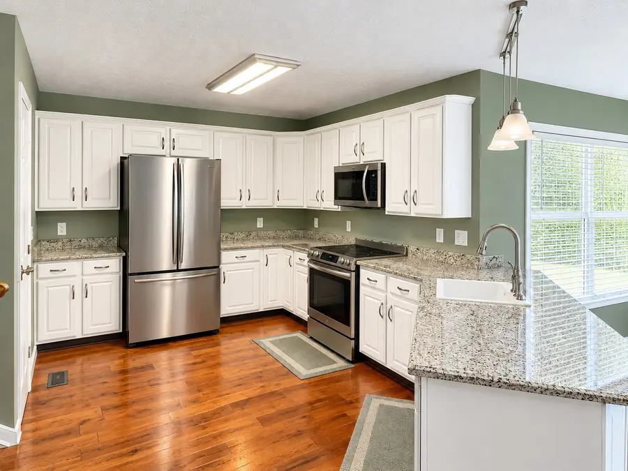 1217 Fieldcrest Ln, Clarksville, TN 37043 - #3