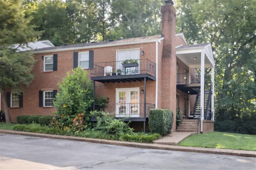 601 Boyd Mill Ave #G8, Franklin, TN 37064 - #2
