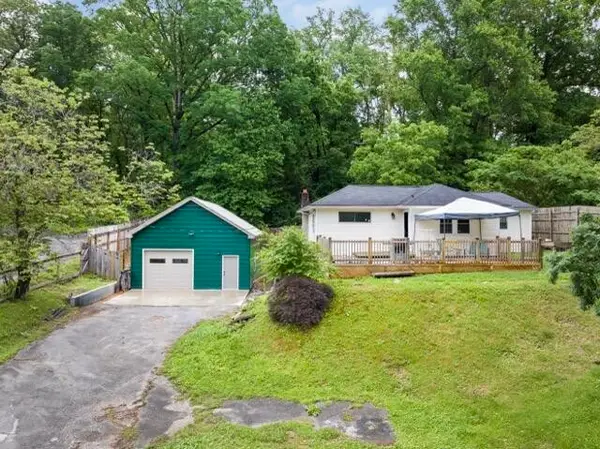 523 Hedgewood Drive, Chattanooga, TN 37405