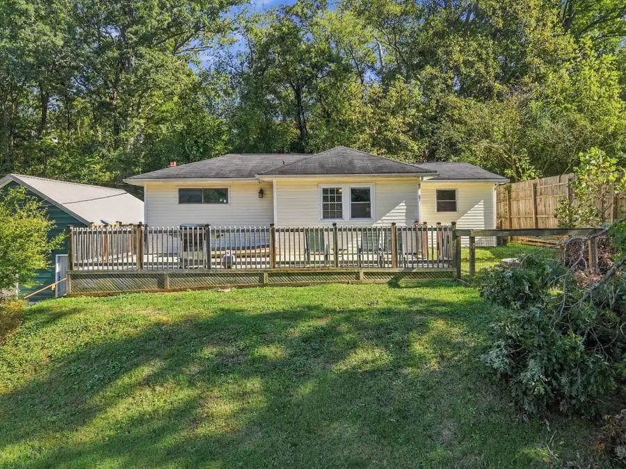 523 Hedgewood Drive, Chattanooga, TN 37405 - #2