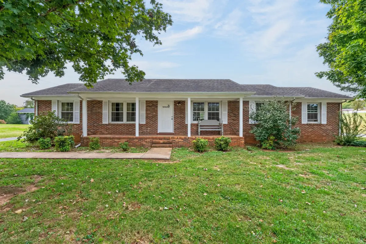 74 Crestview Dr, McMinnville, TN 37110 - #1