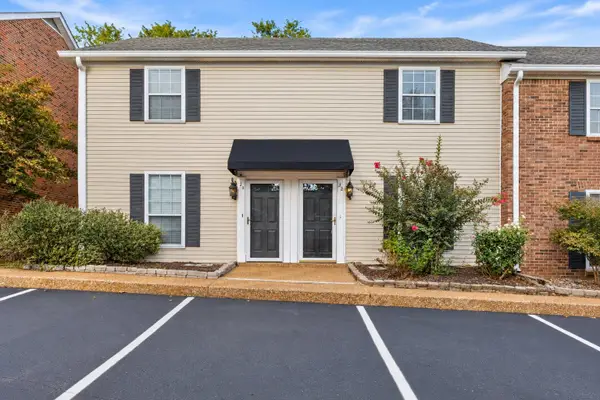 200 N Royal Oaks Blvd #J2, Franklin, TN 37067