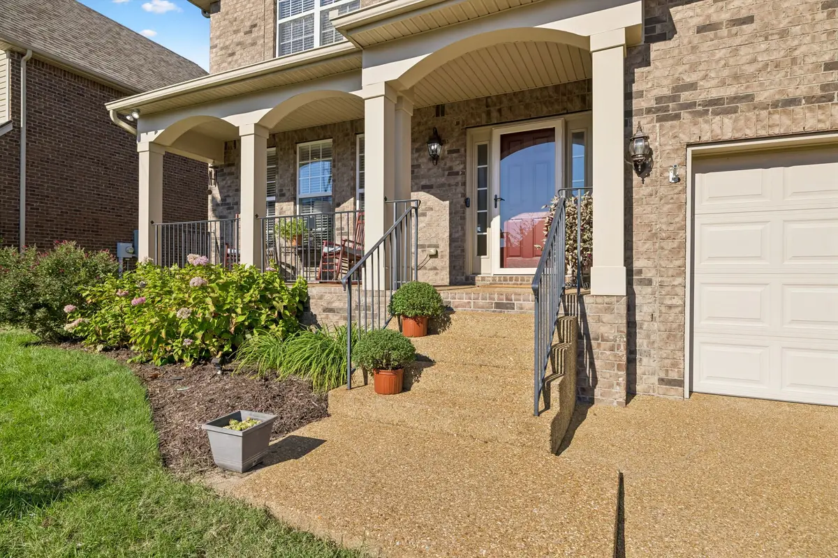 7708 Sunbar Ln, Nashville, TN 37211 - #1