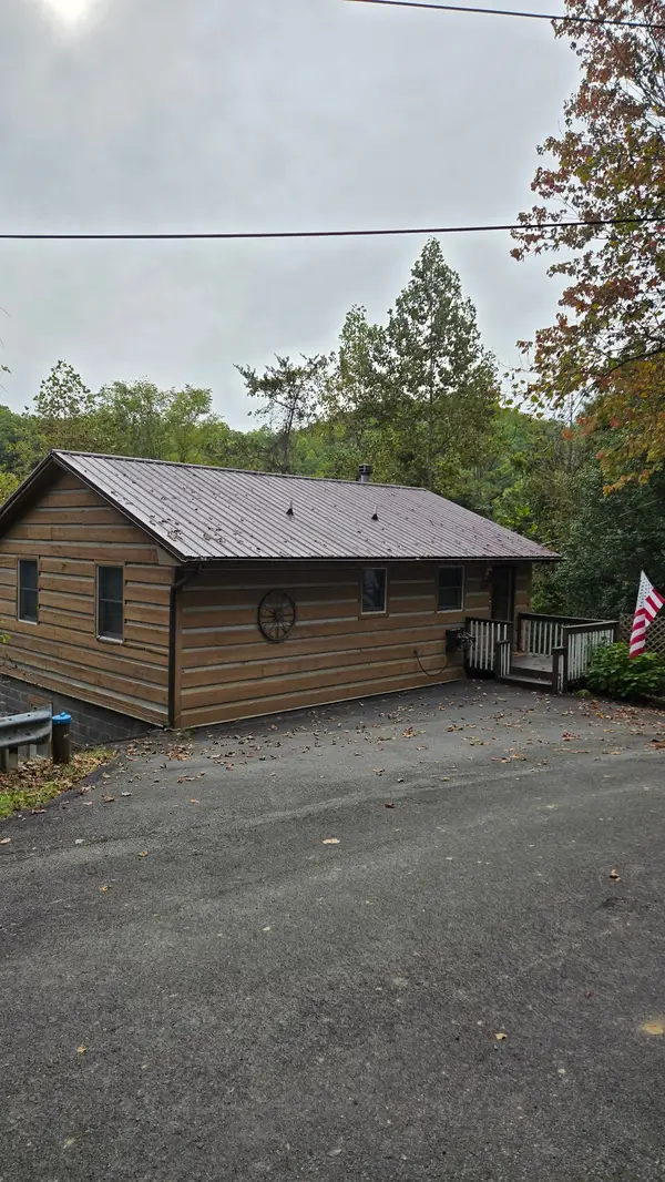 5319 Old Smoky High Top Rd, Cosby, TN 37722
