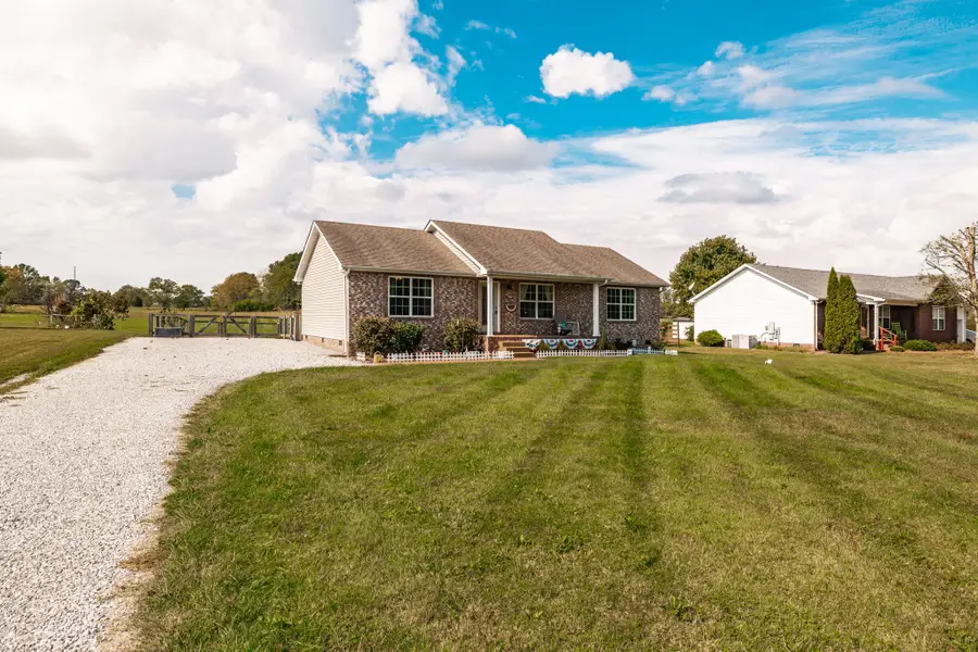 1063 Deasy Ln, Portland, TN 37148 - #2
