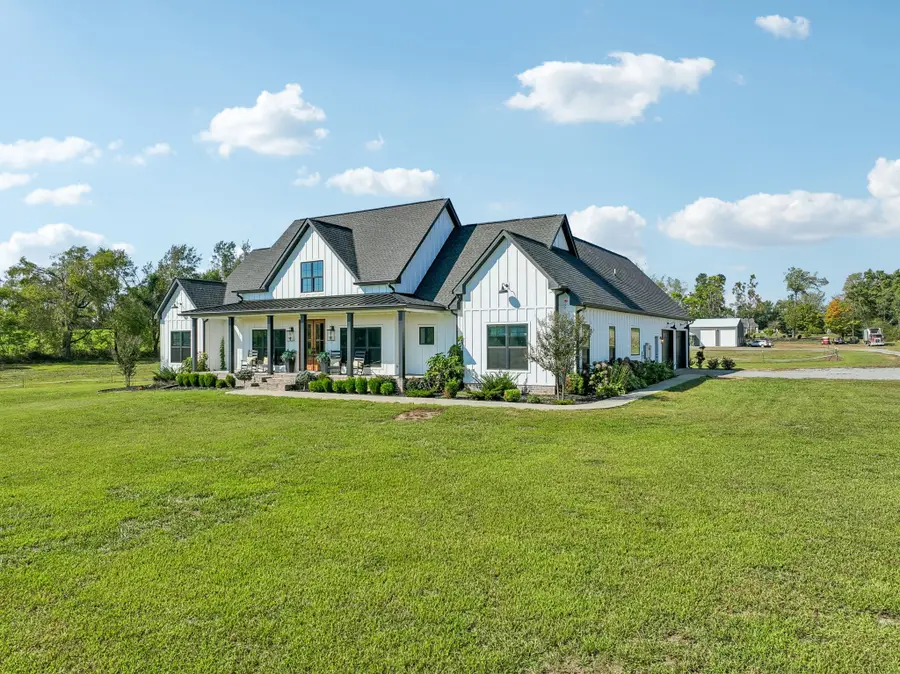 337 Oakdale Rd, Westmoreland, TN 37186 - #2