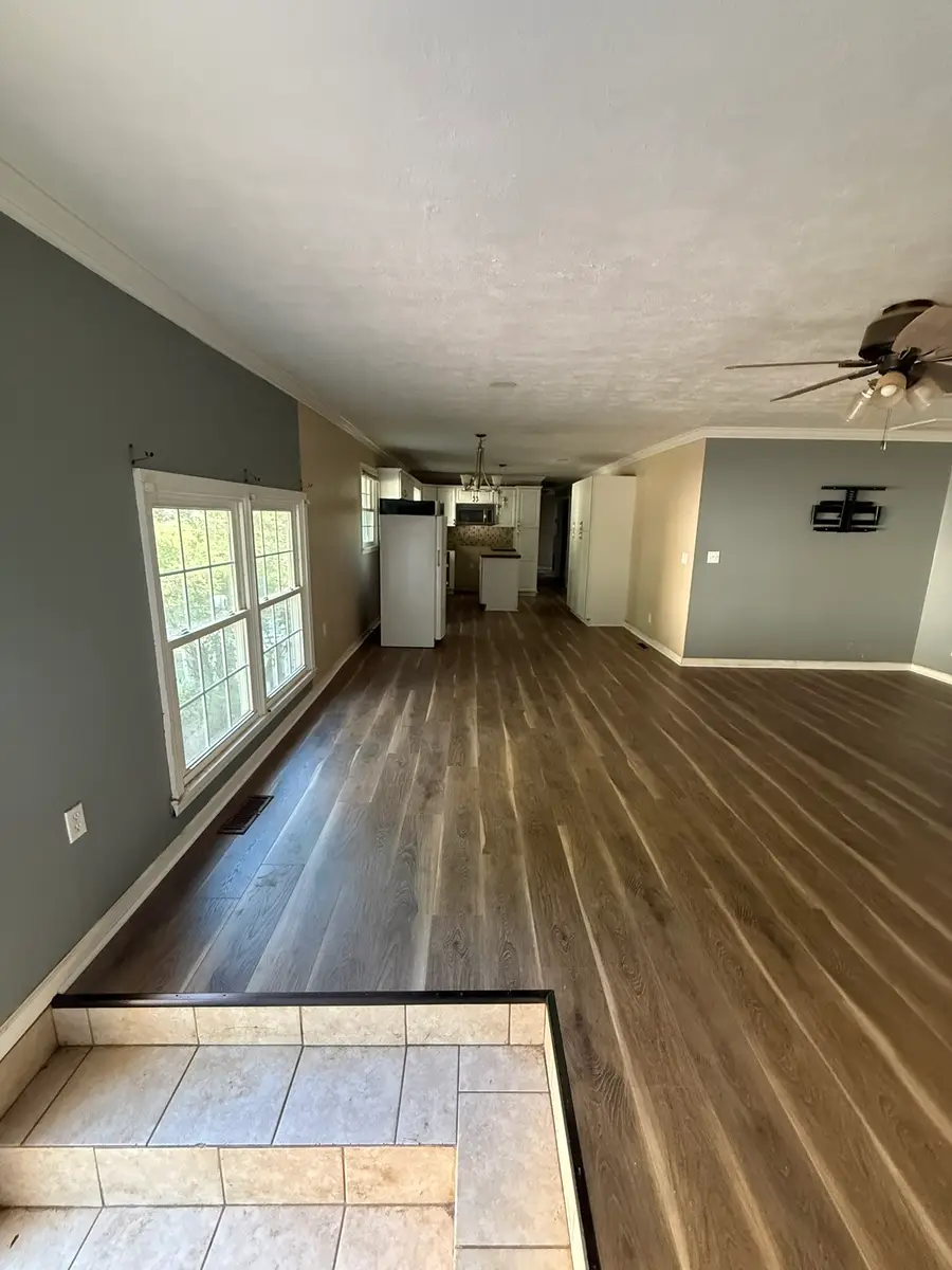 264 Greenwood Dr, McMinnville, TN 37110 - #3