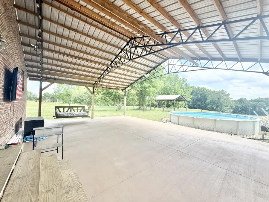 122 Mcintyre Rd, Iron City, TN 38463 - #2