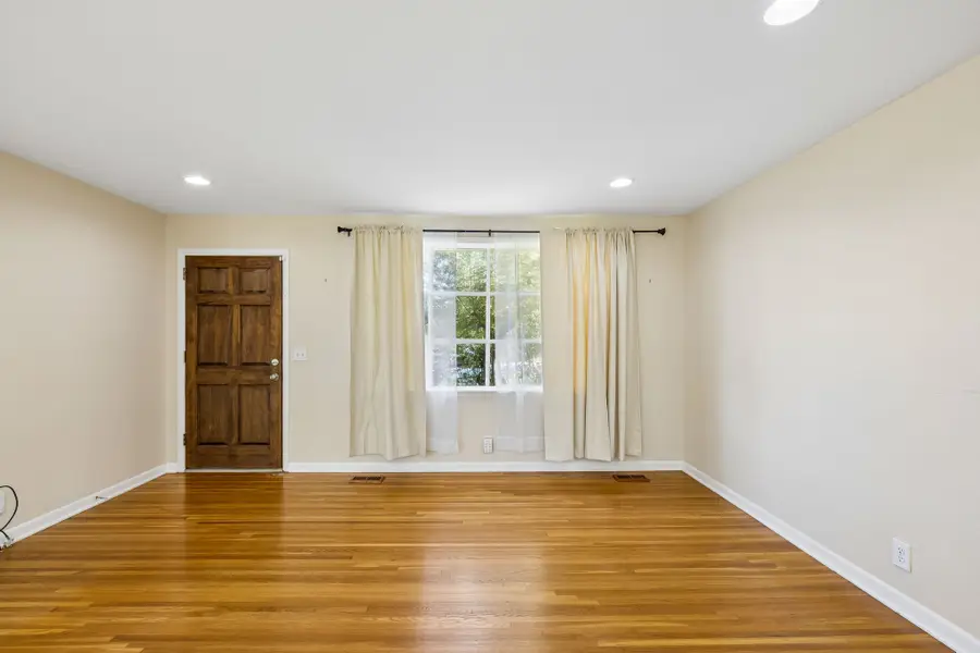 341 Bonnahurst Dr, Hermitage, TN 37076 - #2