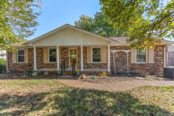 491 Lake Forest Dr, Mount Juliet, TN 37122