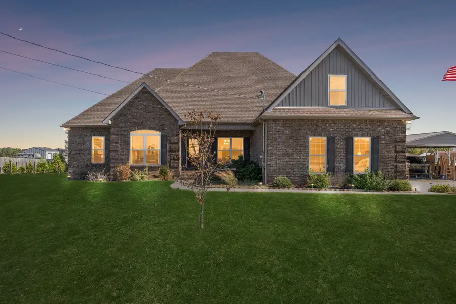 2002 Longview Rd, Bell Buckle, TN 37020 - #2