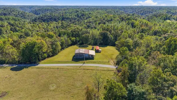 60 Hance Hollow Rd, Red Boiling Springs, TN 37150
