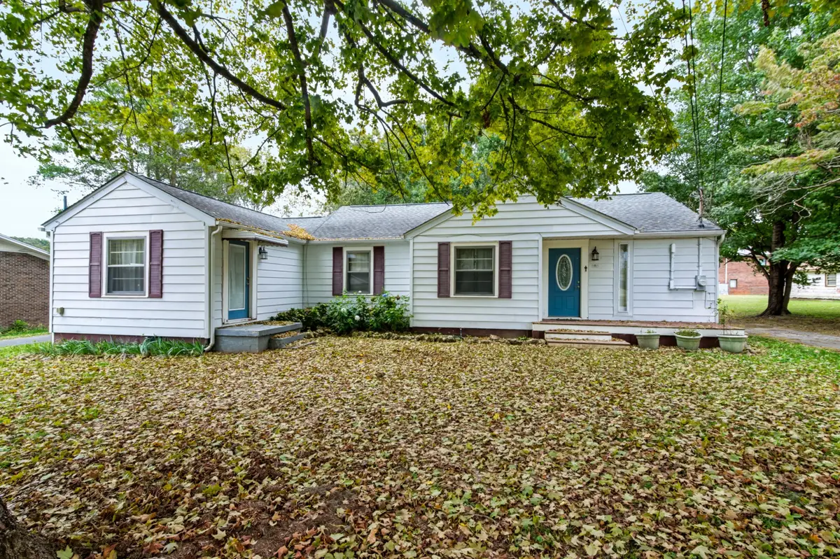 202 Church St, Estill Springs, TN 37330 - #1
