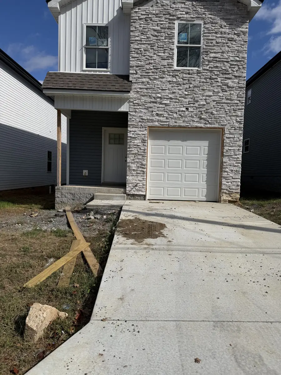815 Gracey Ave, Clarksville, TN 37040 - #2