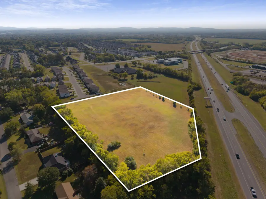 3148 Majesty Dr, Murfreesboro, TN 37129 - #2