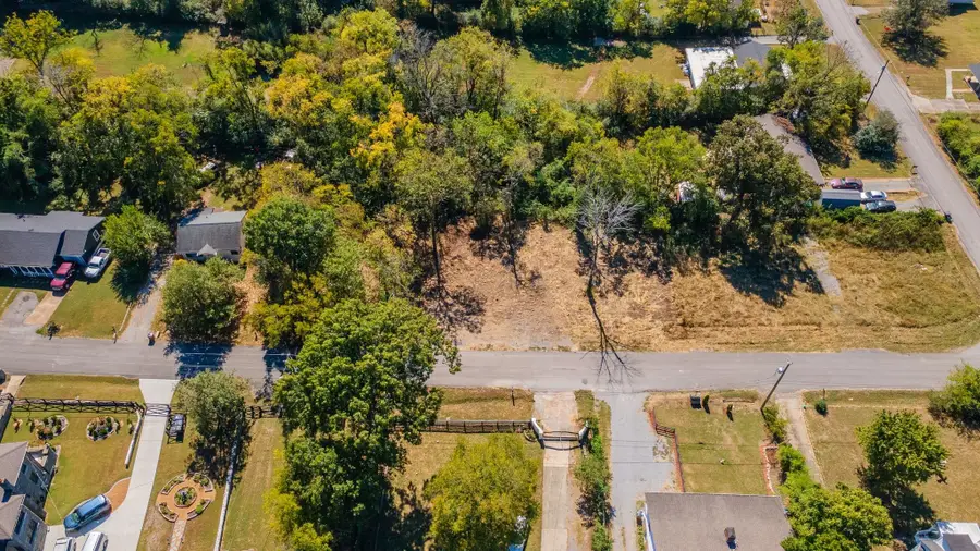 924 Hospital Dr, Madison, TN 37115 - #2