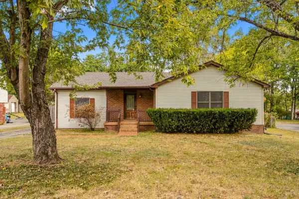 661 Dutchmans Dr, Hermitage, TN 37076