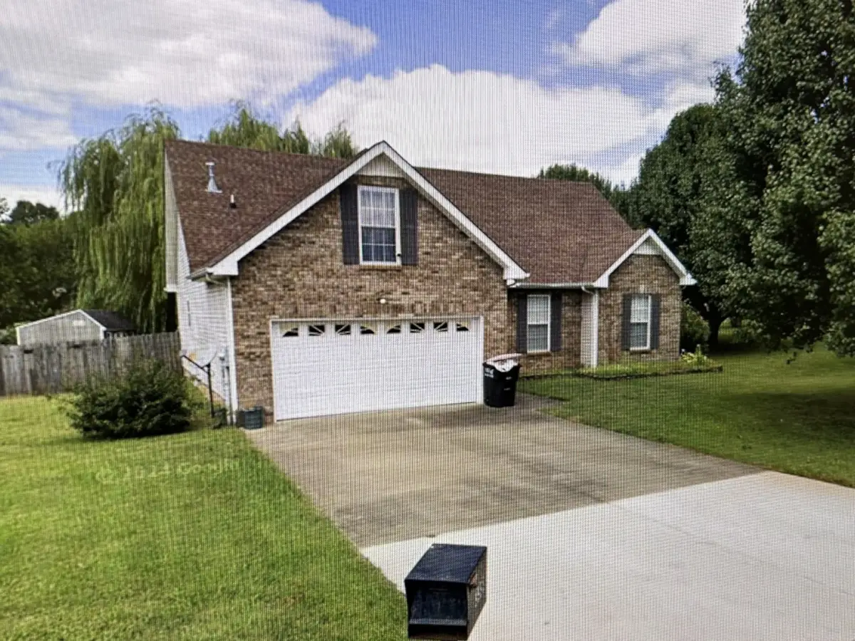 3358 Brownsville Rd, Clarksville, TN 37043 - #1