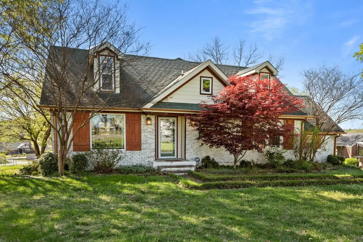 2616 Highview Dr, Nashville, TN 37206 - #1