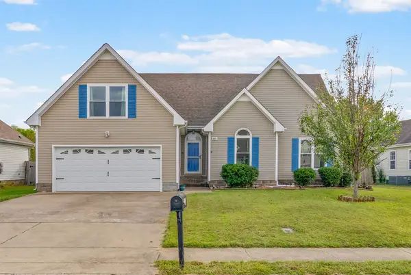 3637 Aurora Dr, Clarksville, TN 37040