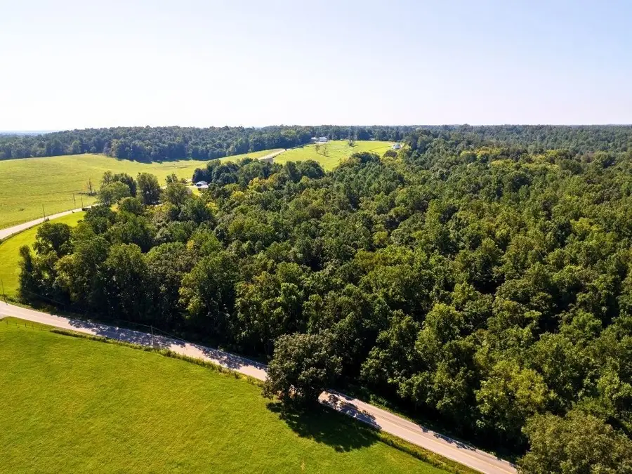 1 Vanleer Hwy, Charlotte, TN 37036 - #3
