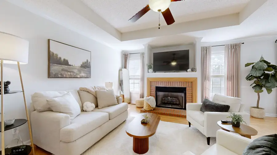 597 Edinburgh Way, Clarksville, TN 37043 - #2