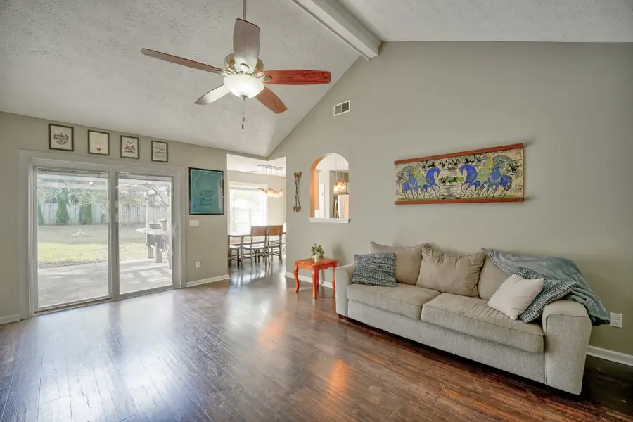 1371 Habersham Dr, Gallatin, TN 37066 - #3