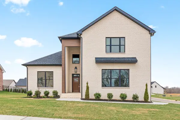 26 Rustic Pines, Dover, TN 37058