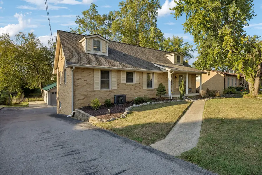4412 Baton Rouge Dr, Hermitage, TN 37076 - #2