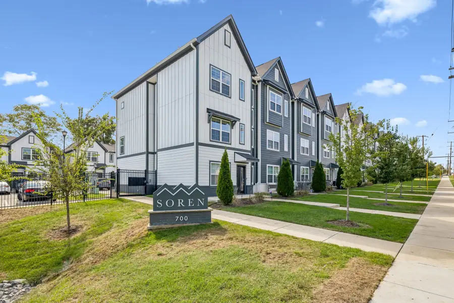 746 N Dupont Ave, Madison, TN 37115 - #2
