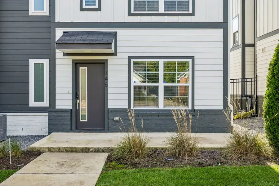 746 N Dupont Ave, Madison, TN 37115 - #3