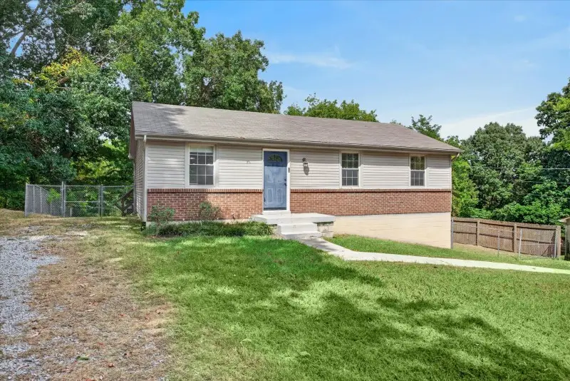 1425 Richmond Pl, Clarksville, TN 37040 - #3