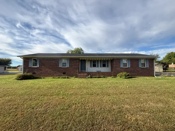 83 Catherine St, McMinnville, TN 37110